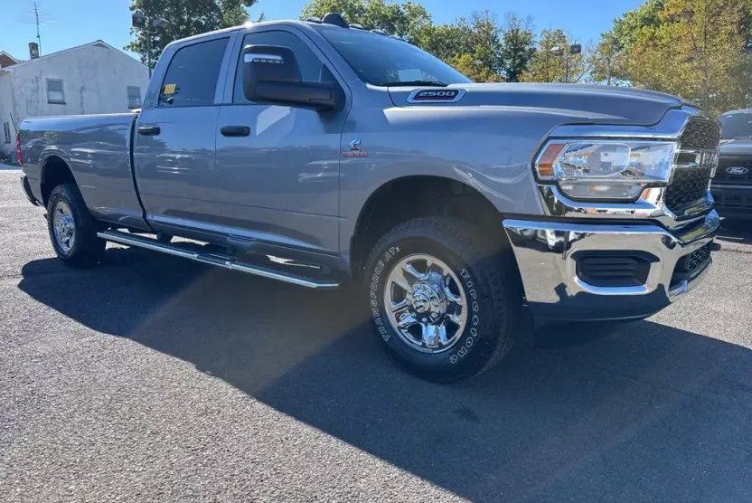 2024 Ram 2500 Tradesman photo 1
