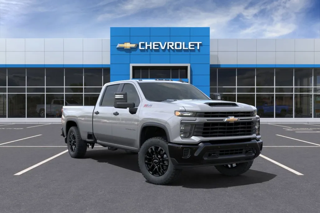 2025 Chevrolet Silverado 2500HD Custom photo 1