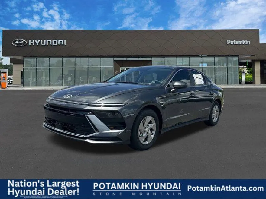 2025 Hyundai Sonata SE photo 1