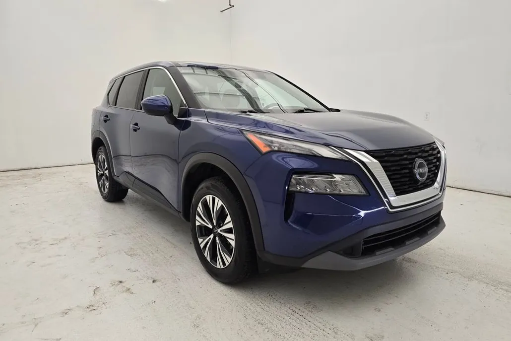 2023 Nissan Rogue SV photo 1