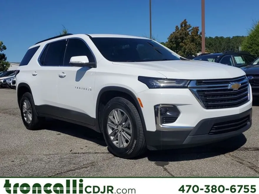 2023 Chevrolet Traverse photo 1
