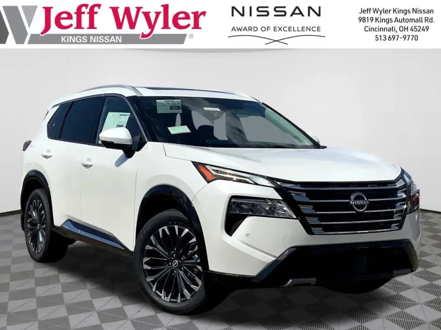 2026 Nissan Rogue Platinum photo 1