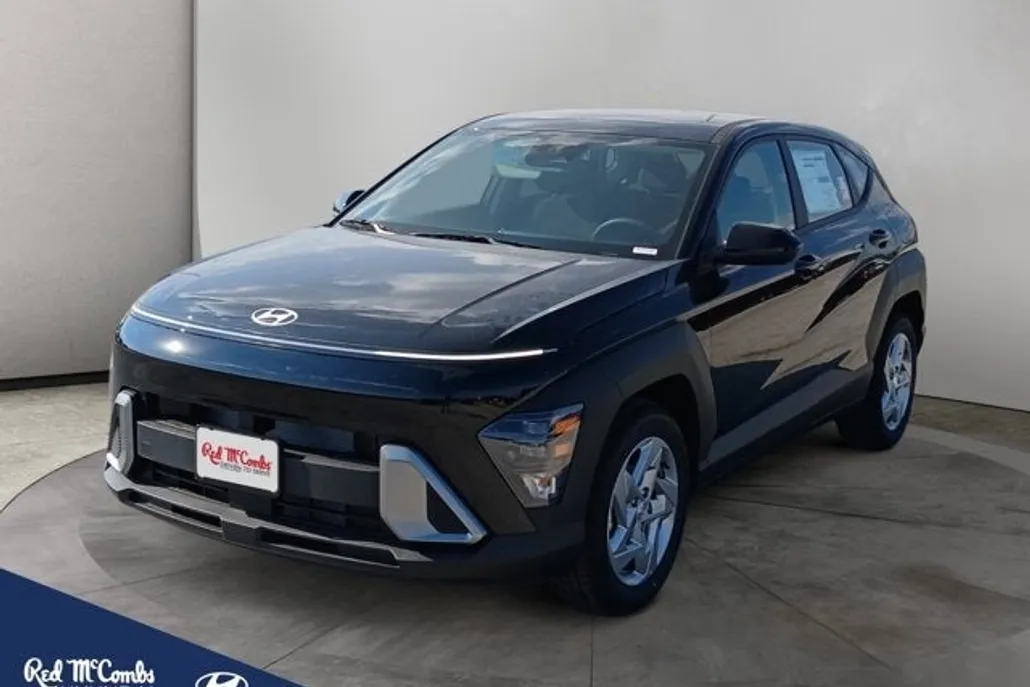 2026 Hyundai Kona SE photo 1