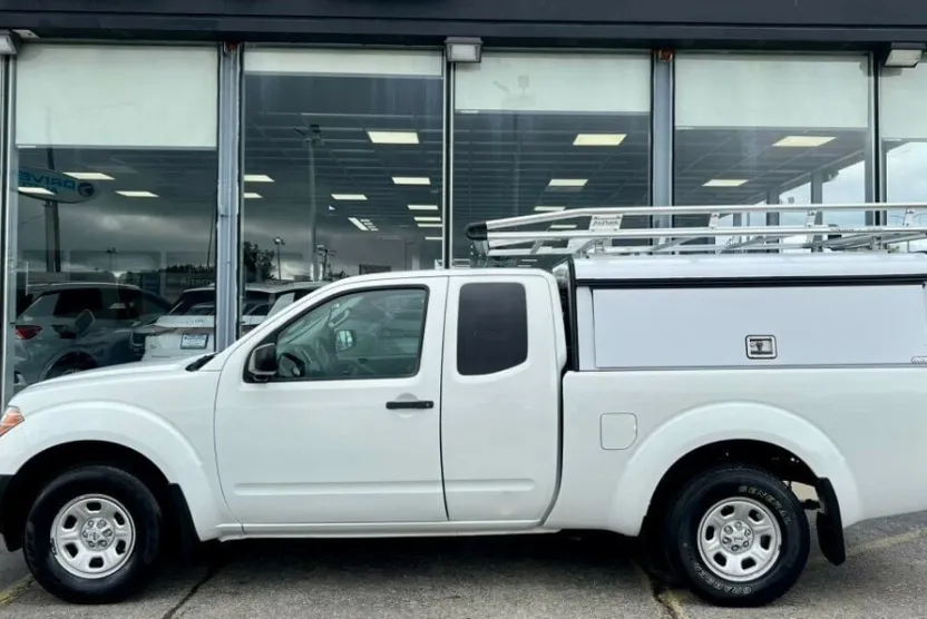 2017 Nissan Frontier King Cab S photo 1