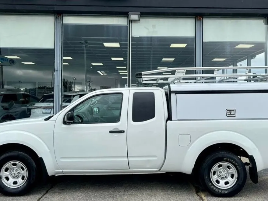 2017 Nissan Frontier King Cab S photo 1