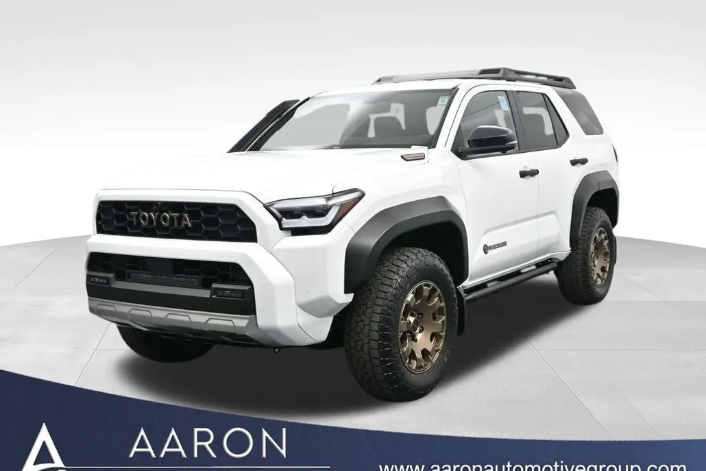 2025 Toyota 4Runner photo 1