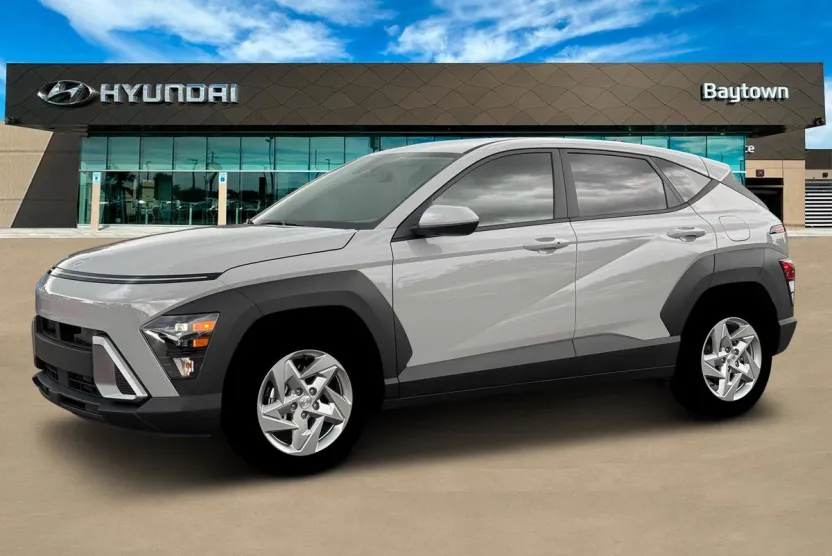 2026 Hyundai Kona SE photo 1