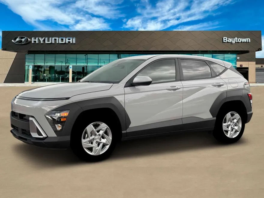 2026 Hyundai Kona SE photo 1