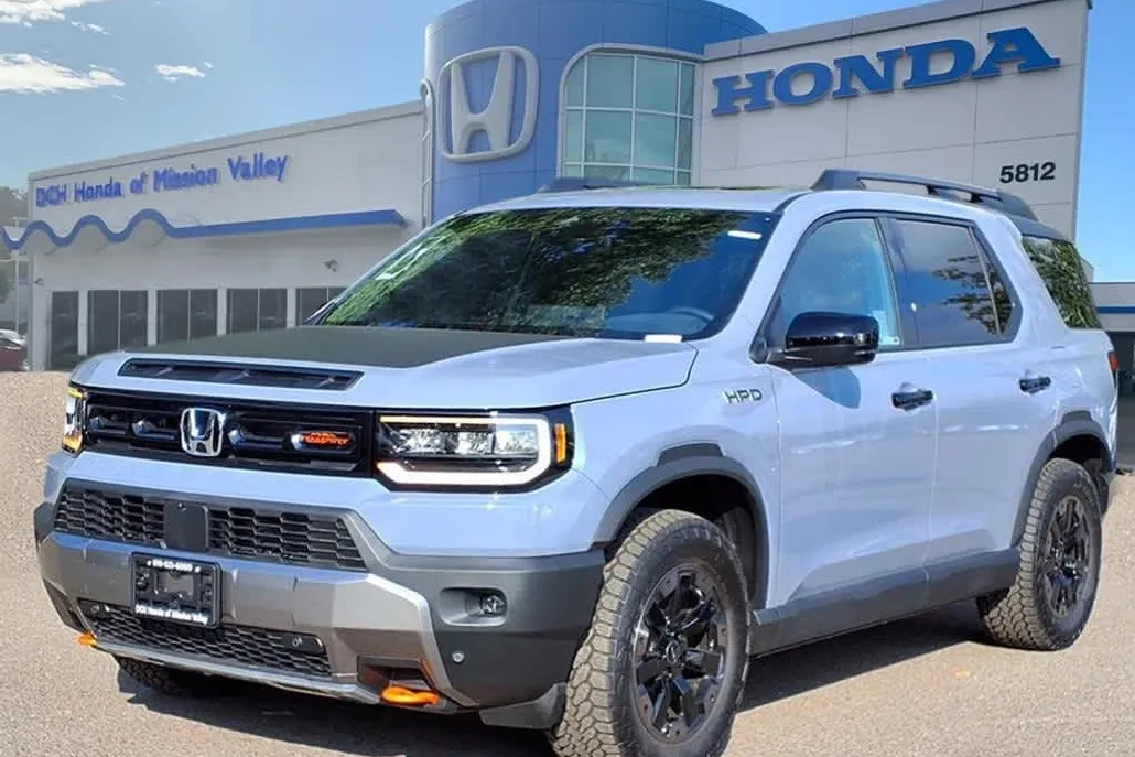 2026 Honda Passport TrailSport Elite photo 1