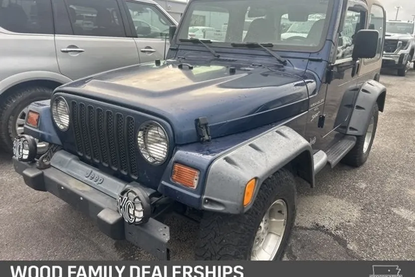 2000 Jeep Wrangler Sport photo 1