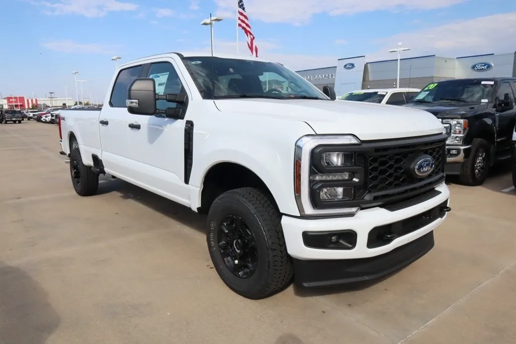 2026 Ford F-250 photo 1