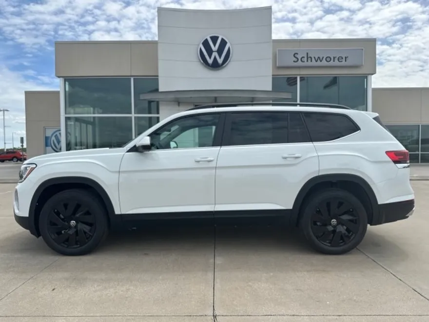 2025 Volkswagen Atlas SE Technology photo 1