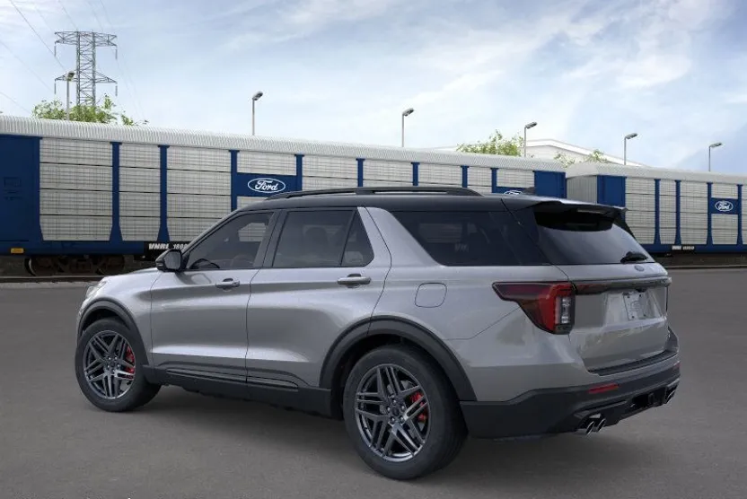 2025 Ford Explorer ST photo 1