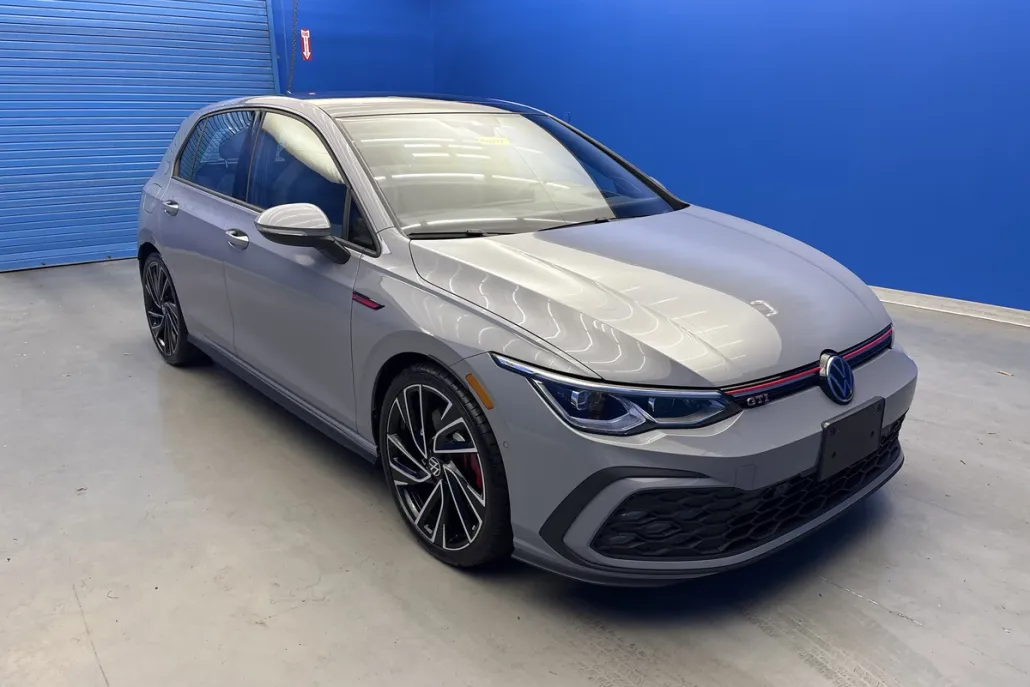 2024 Volkswagen Golf GTI Autobahn photo 1
