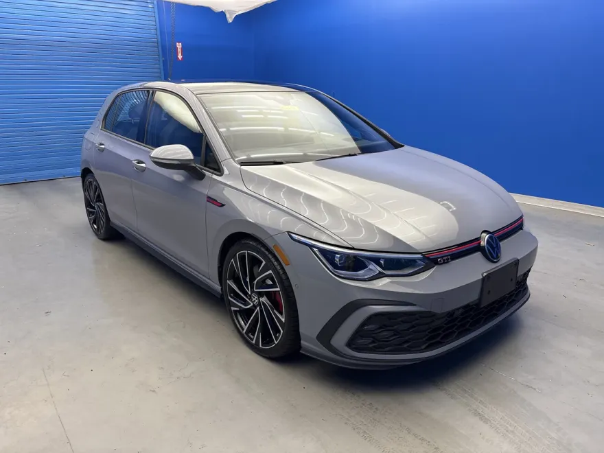 2024 Volkswagen Golf GTI Autobahn photo 1