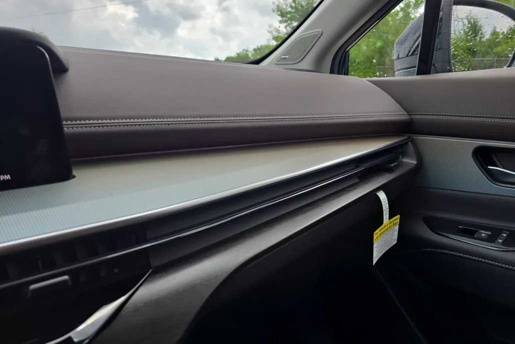 2025 Nissan Murano Platinum photo 1