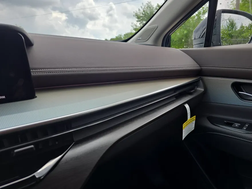 2025 Nissan Murano Platinum photo 1