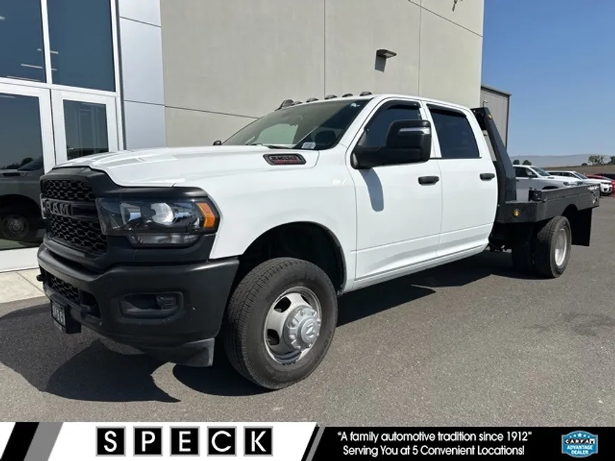 2023 Ram 3500 Tradesman photo 1