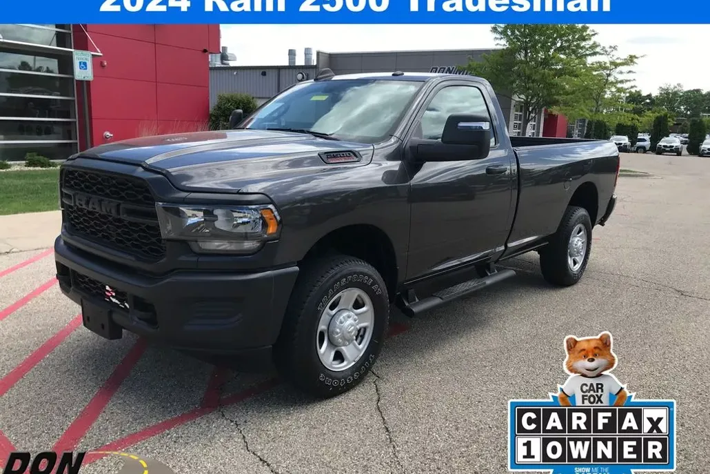 2024 Ram 2500 Tradesman photo 1