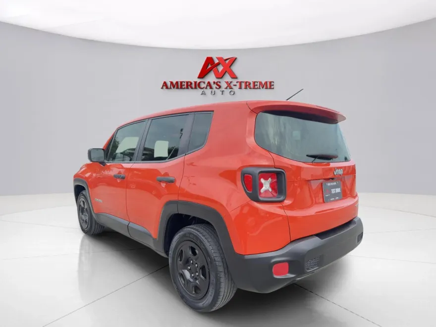2017 Jeep Renegade Sport photo 1