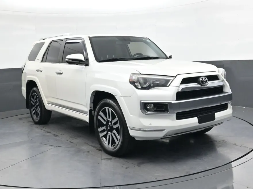 2019 Toyota 4Runner Limited photo 1