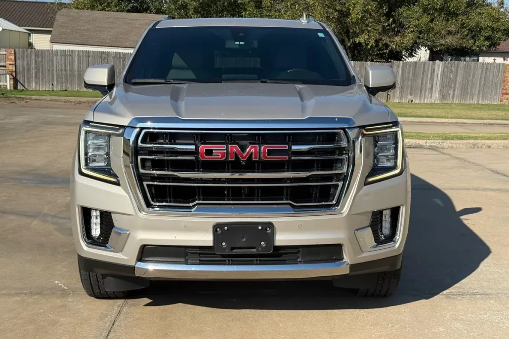 2021 Gmc Yukon SLT photo 1
