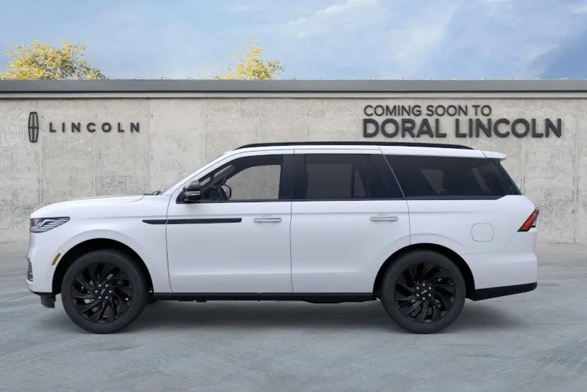 2025 Lincoln Navigator Reserve photo 1