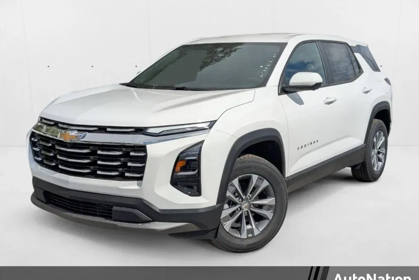 2025 Chevrolet Equinox LT photo 1