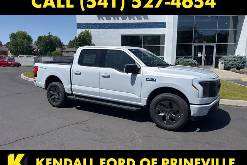 2025 Ford F-150 Lightning photo 1