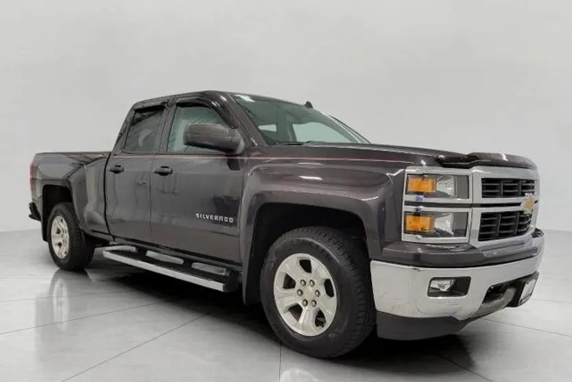 2014 Chevrolet Silverado LT photo 1