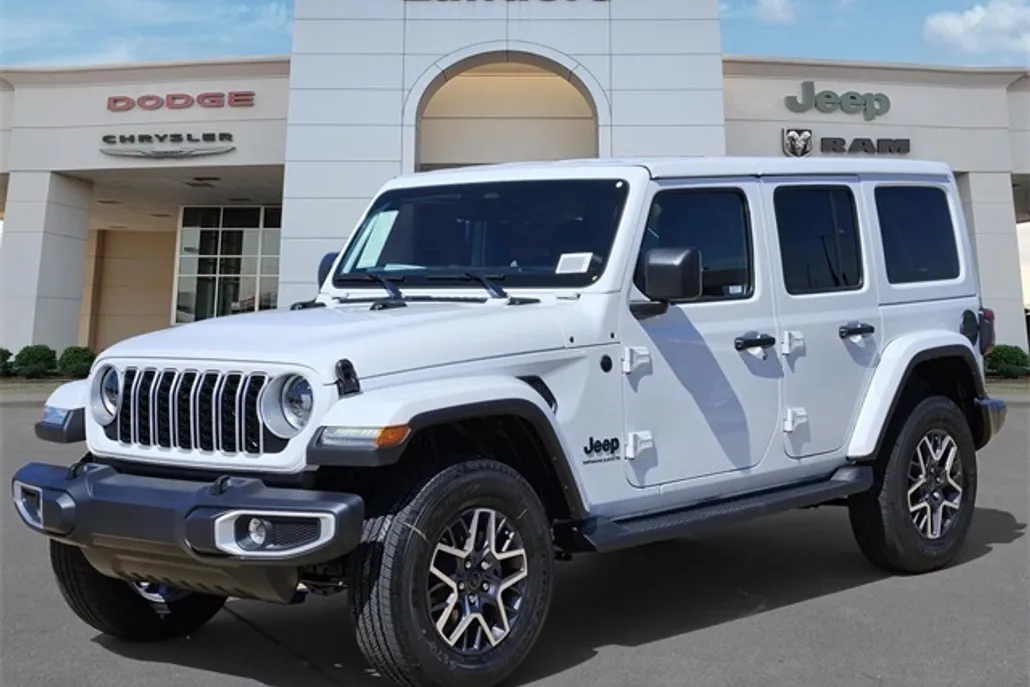 2025 Jeep Wrangler Sahara photo 1