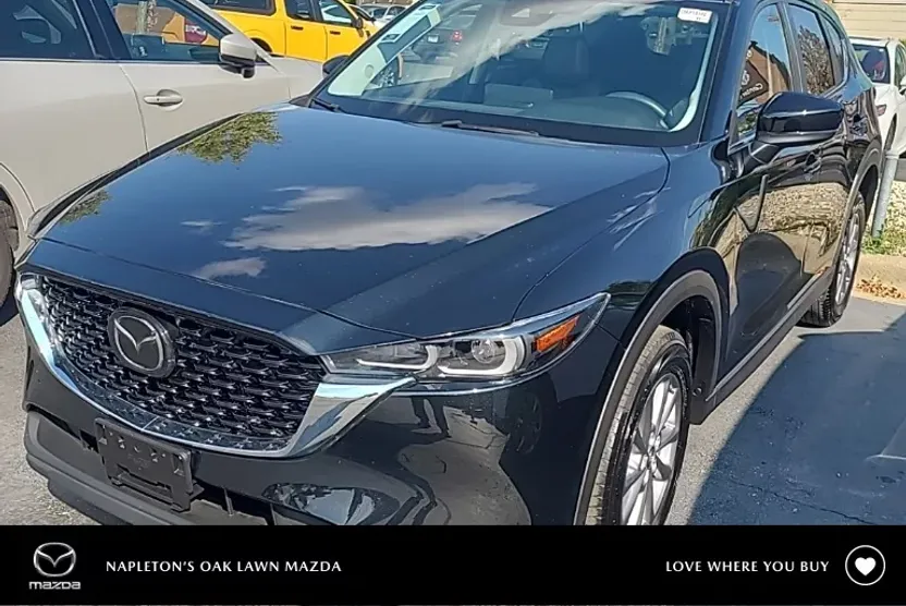 2023 Mazda CX-5 Preferred photo 1