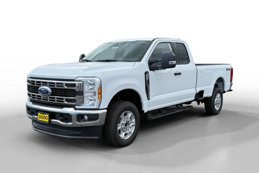2025 Ford F-350 XLT photo 1