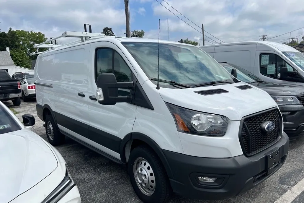 2023 Ford Transit photo 1