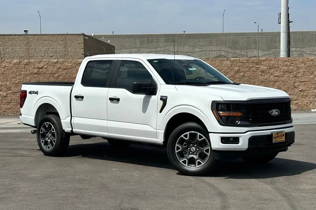 2025 Ford F-150 STX photo 1