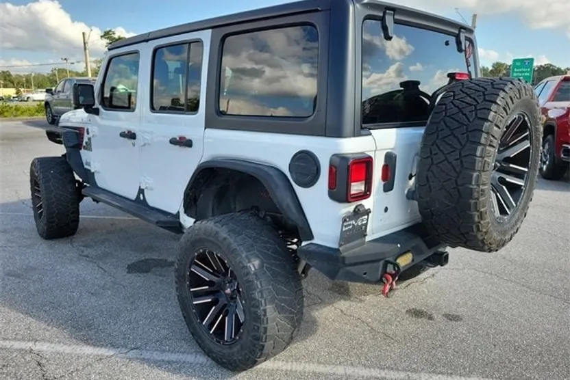2018 Jeep Wrangler Unlimited Sport photo 1