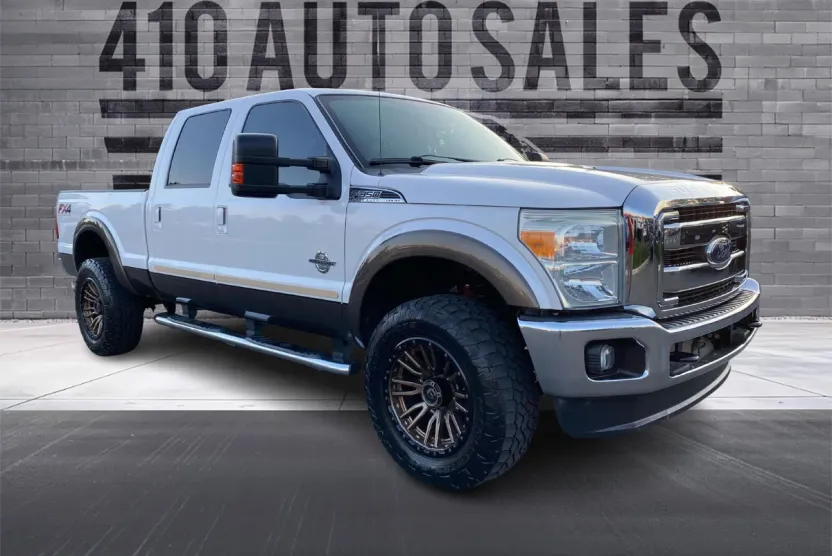 2016 Ford F-350 Lariat photo 1