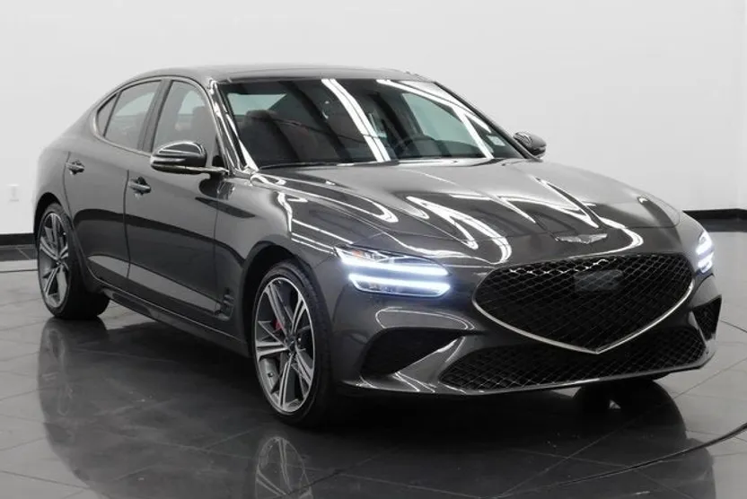 2025 Genesis G70 2.5T Sport Prestige photo 1