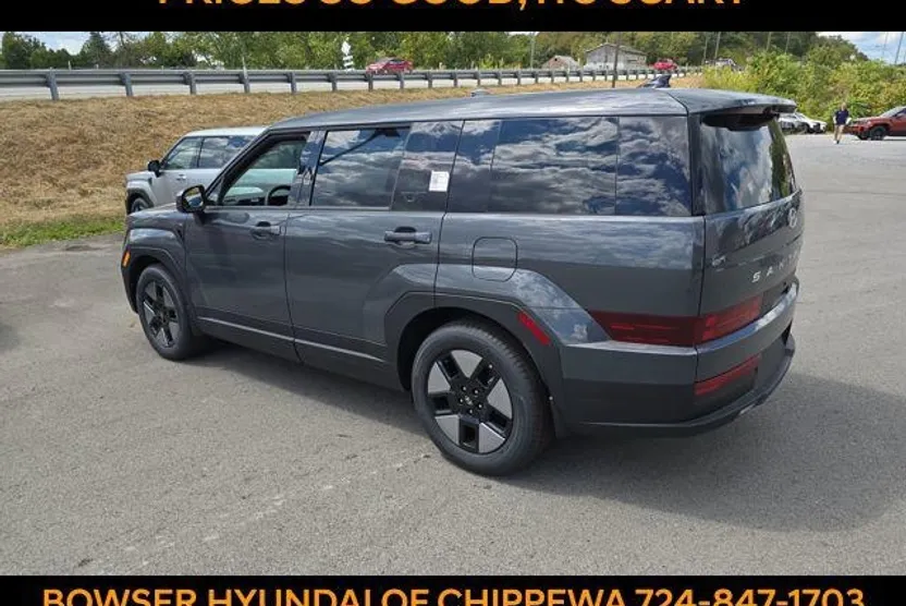 2026 Hyundai Santa Fe SE photo 1