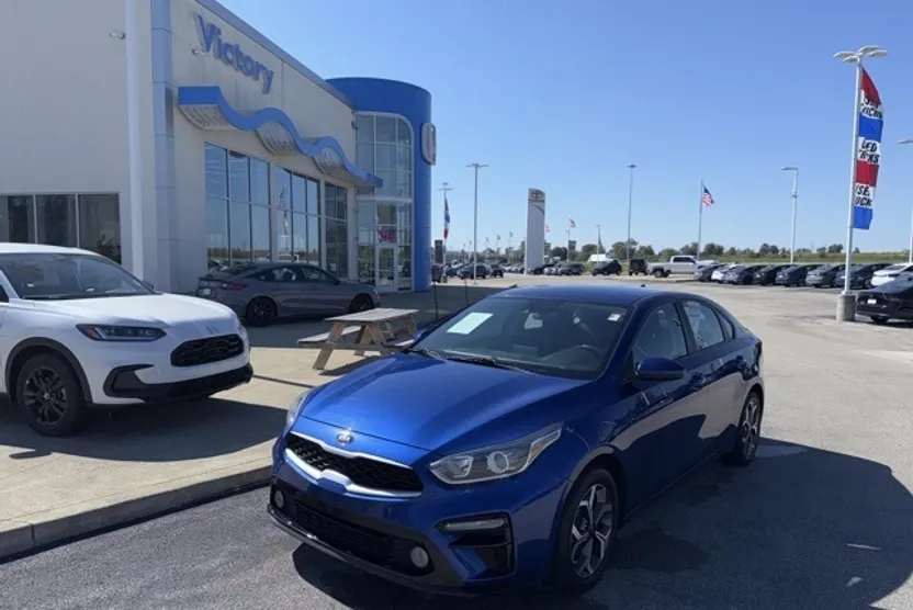 2019 Kia Forte LXS photo 1