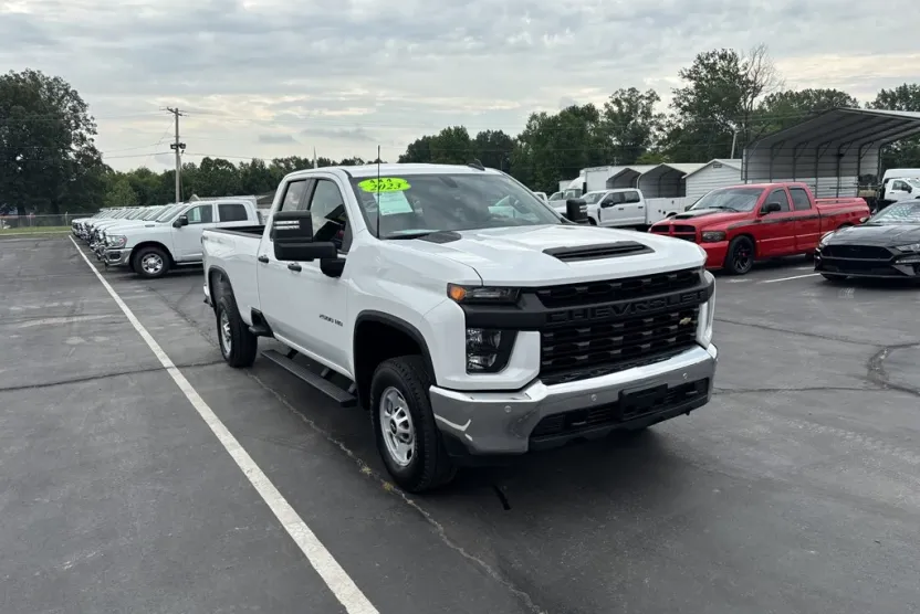 2023 Chevrolet Silverado 2500HD photo 1
