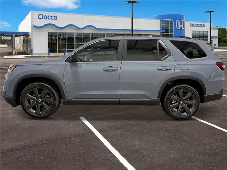 2025 Honda Pilot Sport photo 1