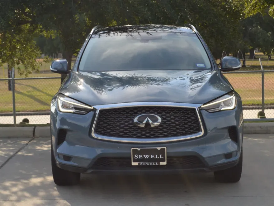 2023 Infiniti QX50 Luxe photo 1
