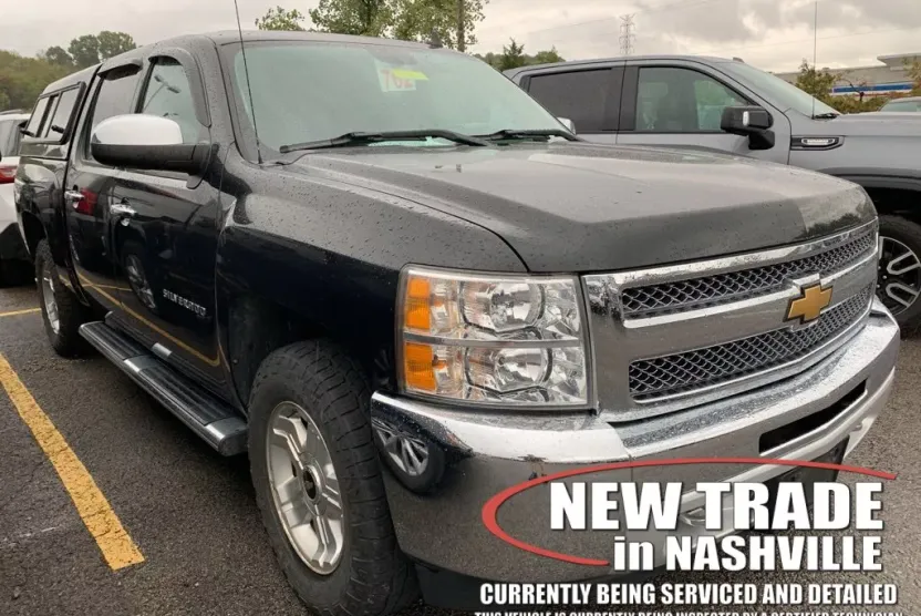 2012 Chevrolet Silverado 1500 LT photo 1