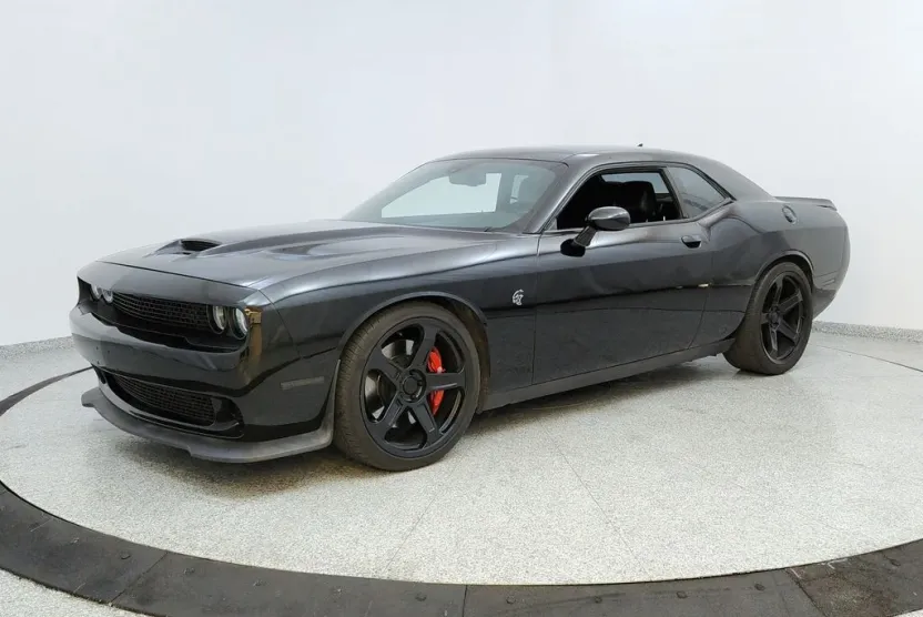 2016 Dodge Challenger SRT8 Hellcat photo 1