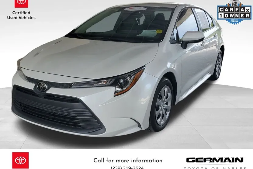 2023 Toyota Corolla LE photo 1