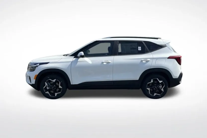 2026 Kia Seltos S photo 1