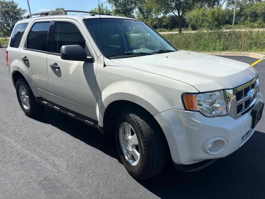 2012 Ford Escape XLT photo 1