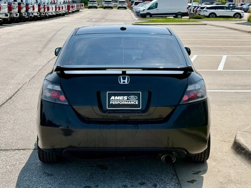 2011 Honda Civic Si photo 1