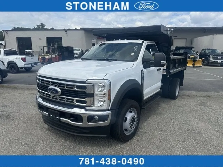2025 Ford F-550 XL photo 1